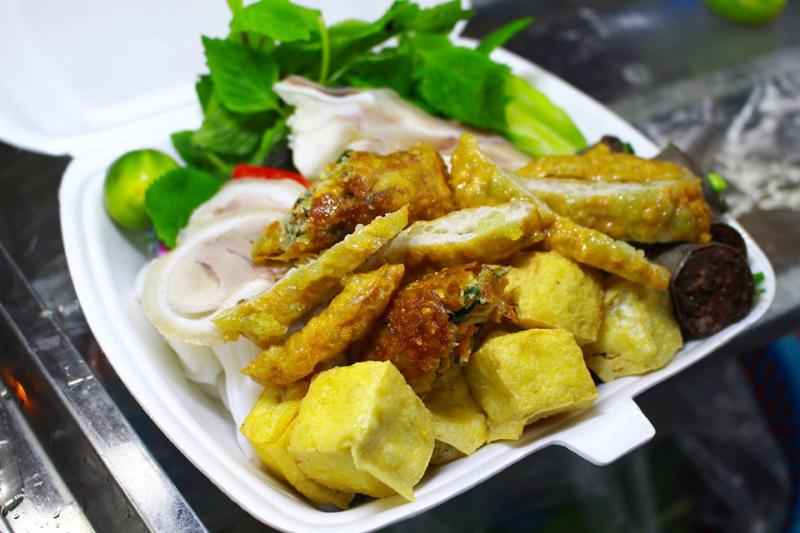 Chóe Bún Đậu Cafe Việt Trì