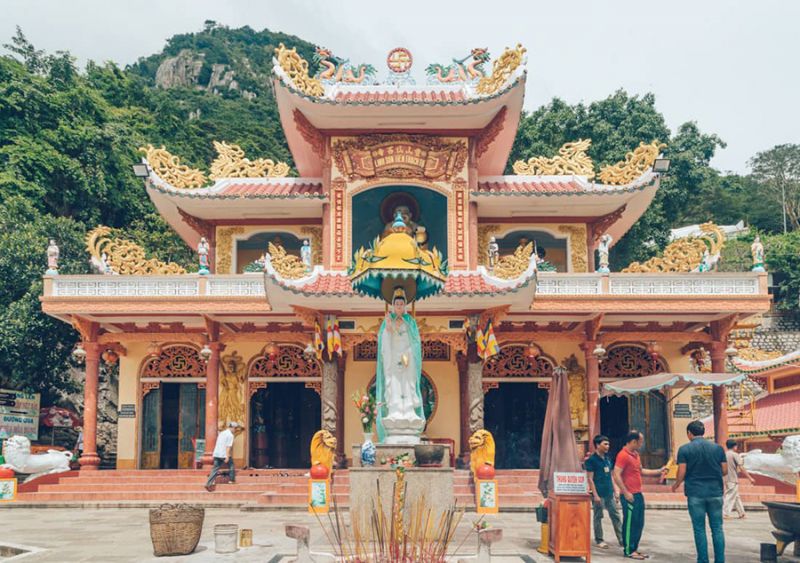 Chùa Bà Đen