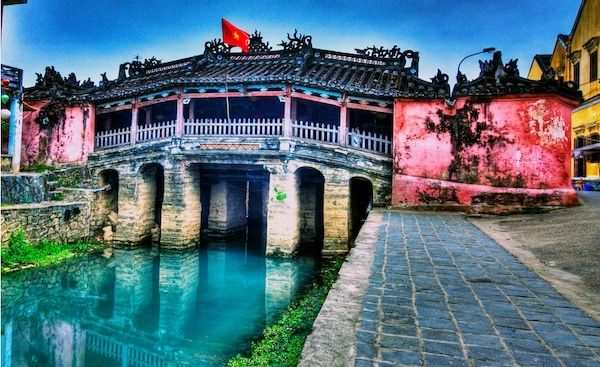 Chùa Cầu