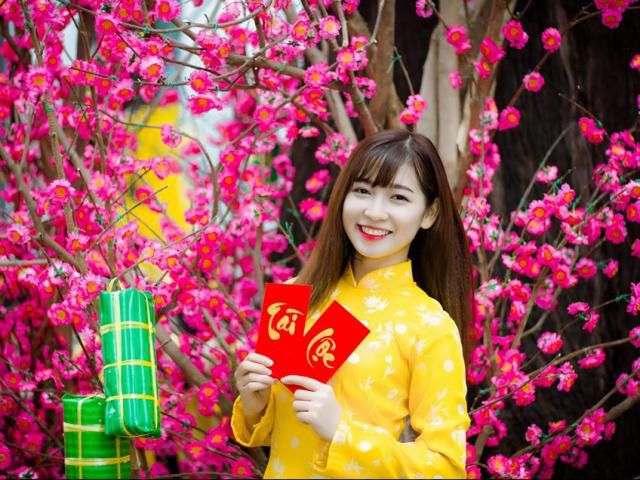 Thơ  chúc  tết