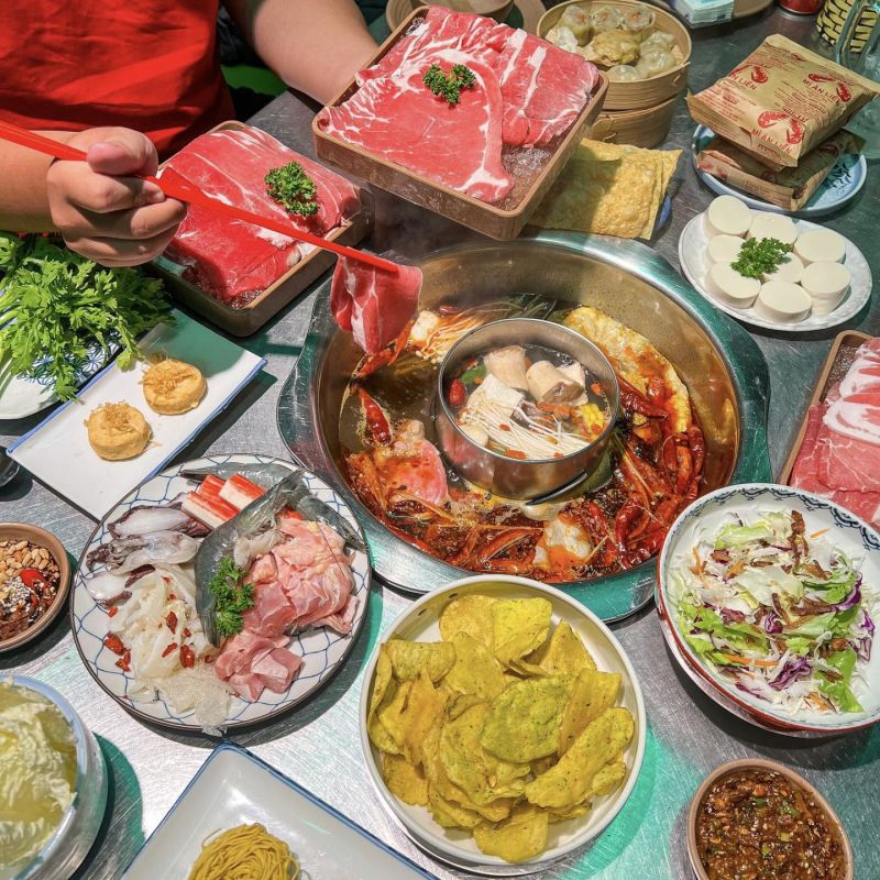 Chungking Express - Buffet Lẩu HongKong