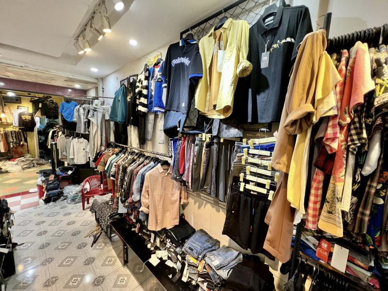 Coly's Boutique