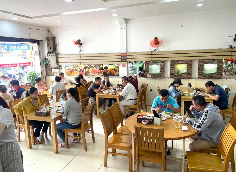 Cơm gà Hải Nam - Âu Cơ