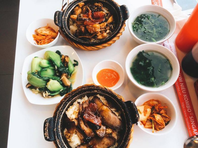 Cơm Niêu Singapore Kombo