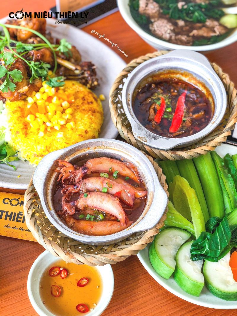 Cơm Niêu Thiên Lý