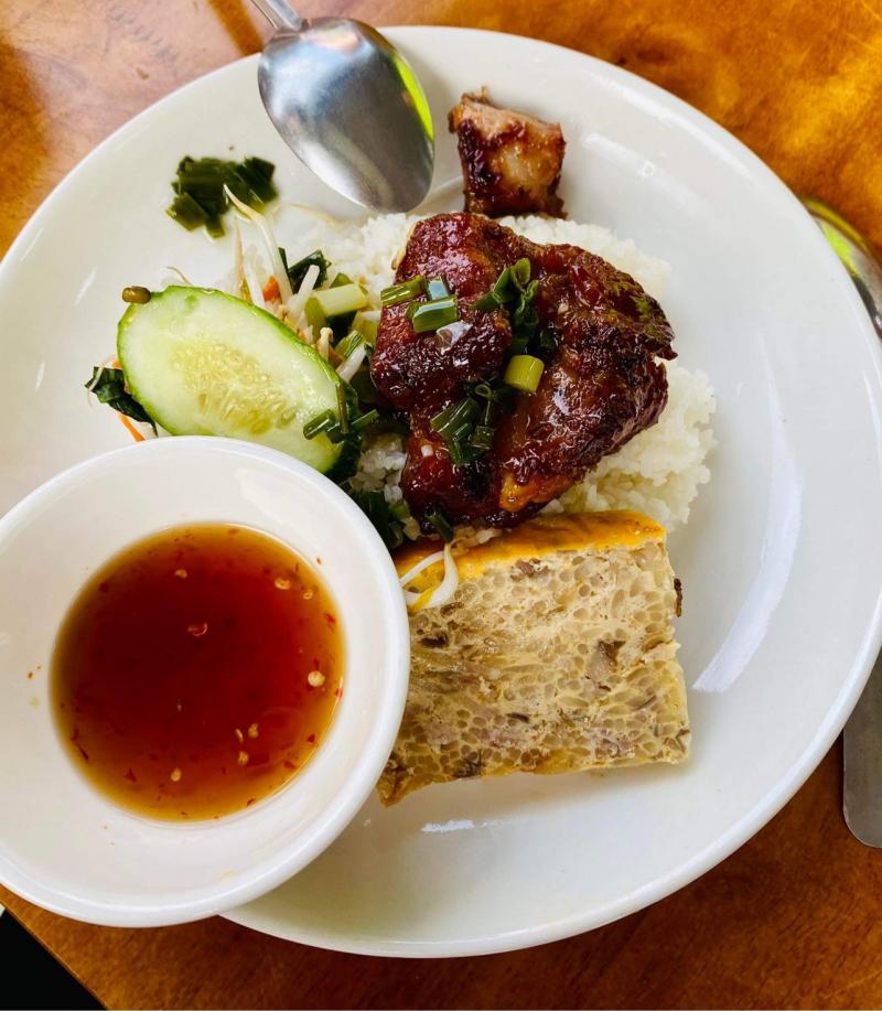 ﻿﻿Cơm tấm Tuyền