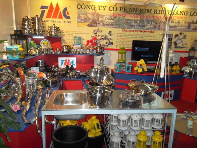 Các sản phẩm như: khuôn mẫu , bình siêu tốc, đèn bão, xoong inox… đã và đang là sản phẩm mũi, được khách hàng đánh giá cao bởi chất lượng tốt, kiểu dáng đa dạng, giá thành hợp lý