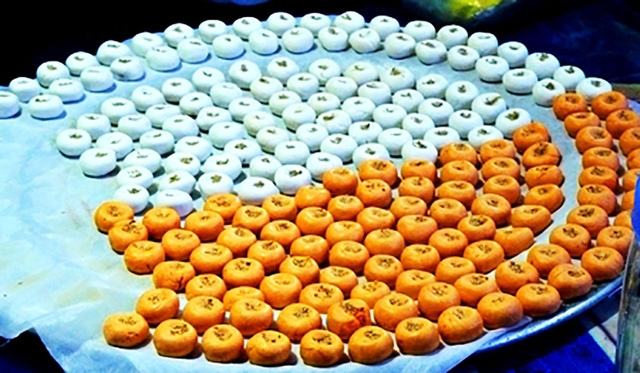 Coóng phù xứ Lạng nấu với nước đường quyện vị thơm của gừng và đường đặc biệt khiến người ta thích thú vào mùa đông