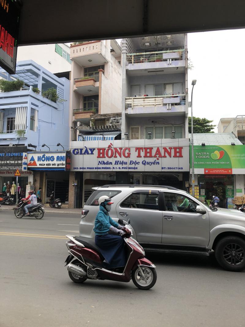Cửa Hàng Giày Hồng Thạnh