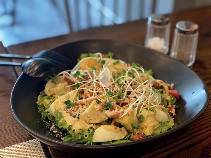 Cục Than Bistro