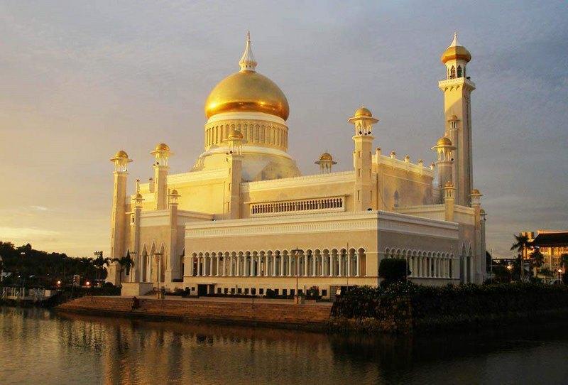 Cung điện lớn nhất thế giới