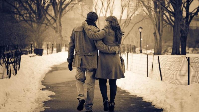 Dạo phố cùng nhau vào ngày Valentine để ghi lại những khoảnh khắc tuyệt vời nhất