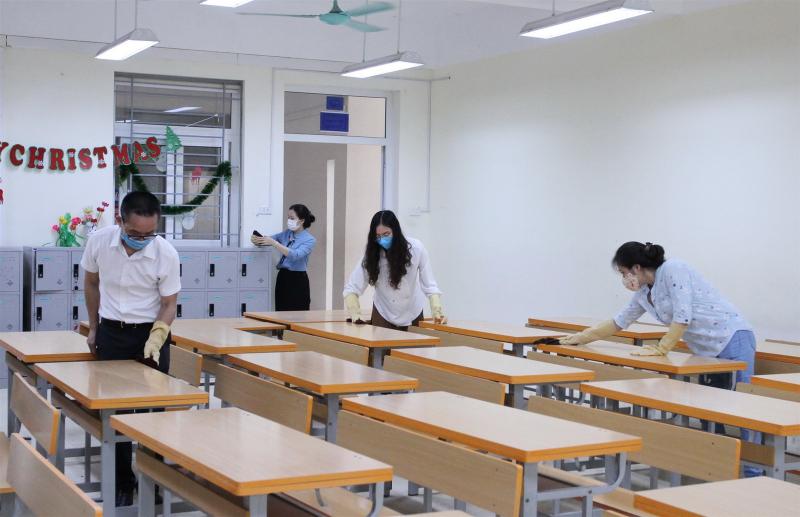 Quân Nhà Mát