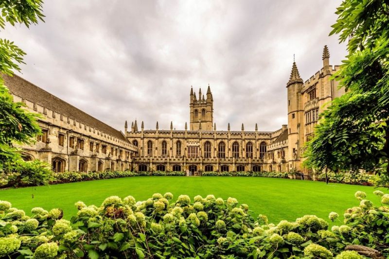 Đại học Oxford (University of Oxford)