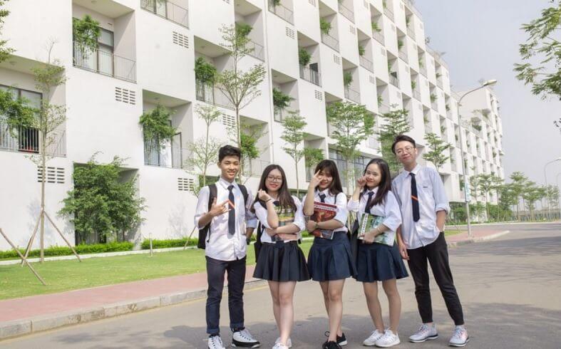 Trai xinh gái đẹp của trường