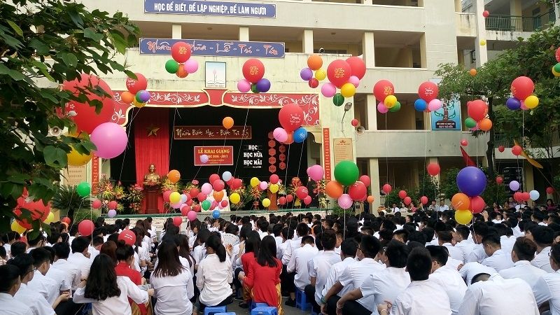 Dàn ý tả buổi lễ khai giảng (số 2)