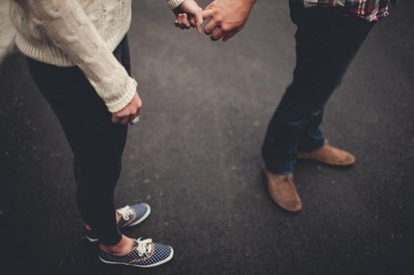 Người đó là người không biết động viên và đồng cảm.