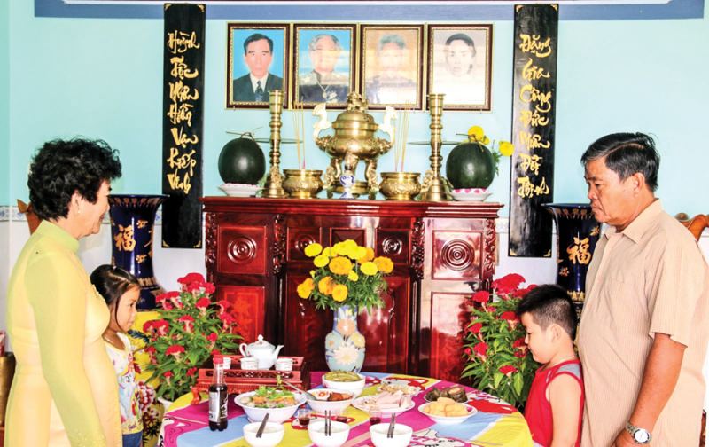 Nên dạy con tri ân tổ tiên, ông bà, cha mẹ