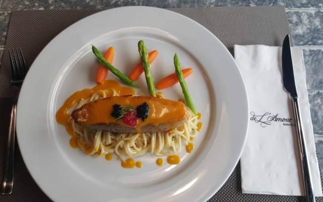 Món ăn tại De L'amour Bistro & Cafe