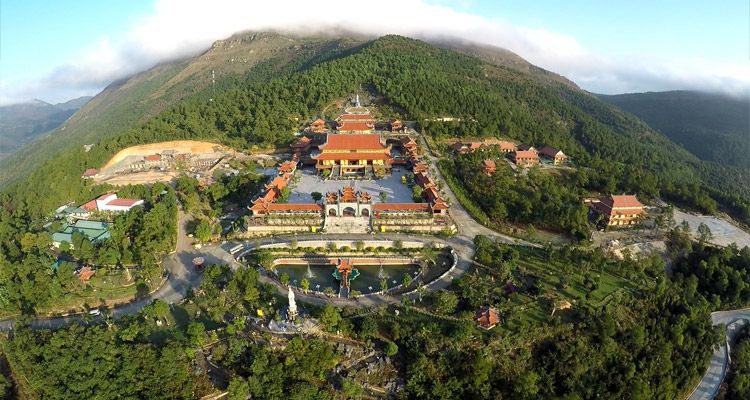 Khu di tích Côn Sơn - Kiếp Bạc