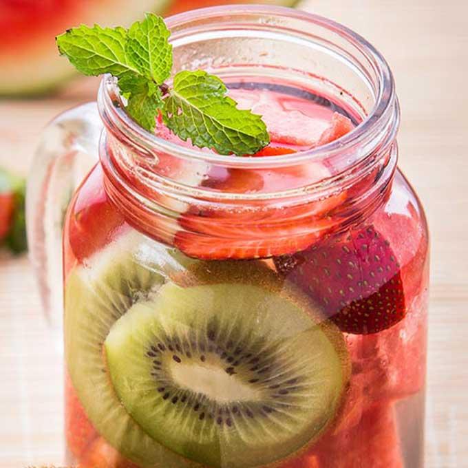 Detox dâu tây - kiwi