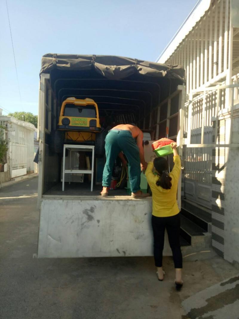 Dịch vụ xe tải Quốc Dũng