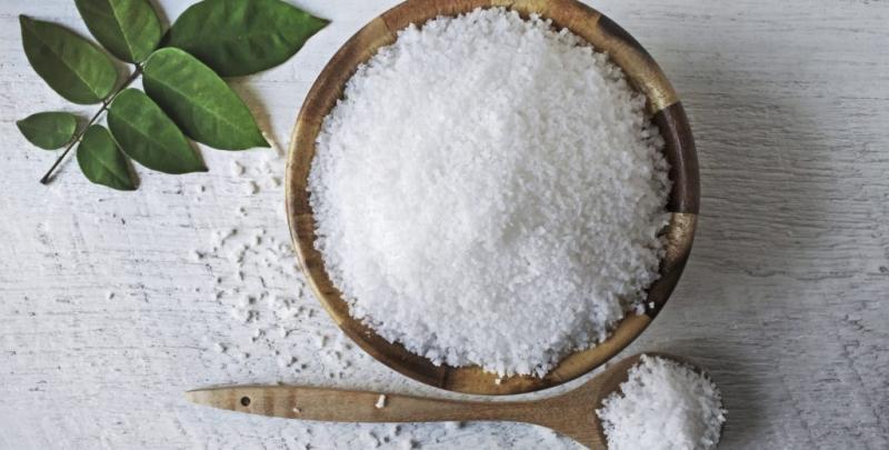 Chữa viêm lỗ chân lông bằng muối