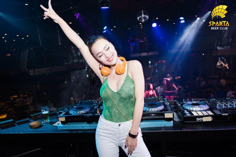 DJ Tít
