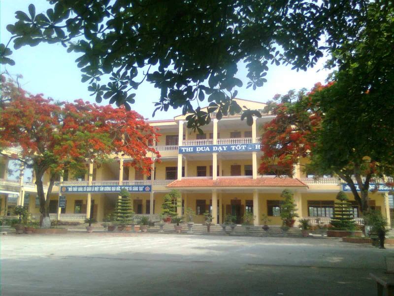 Bài văn thuyết minh về ngôi trường của em số 2