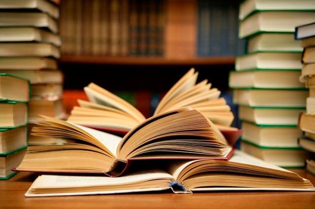 Hãy để sách là người bạn đồng hành cùng bạn