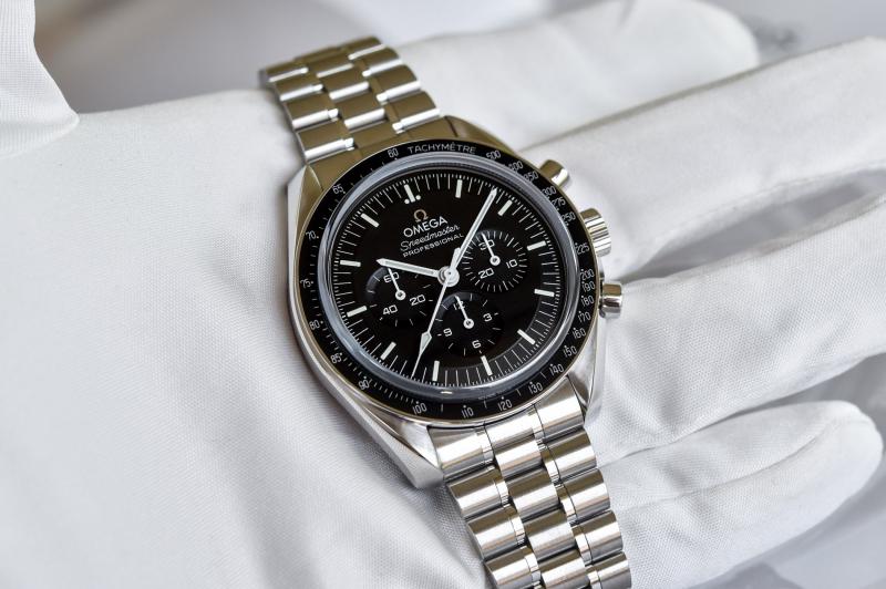 Đồng hồ Omega Speedmaster