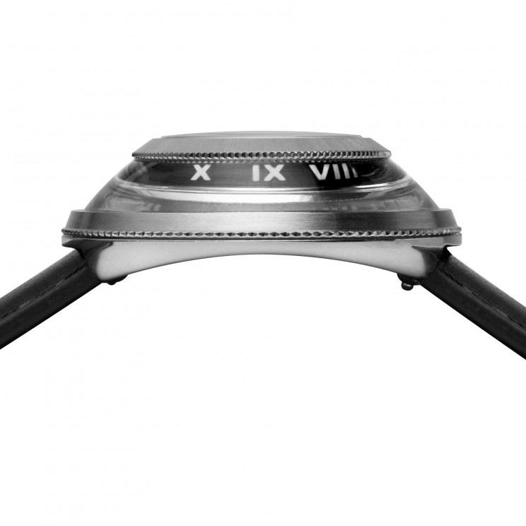 Đồng hồ  Xeric Inverto có chuyển động ngược
