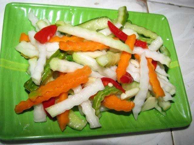 Dưa góp su hào
