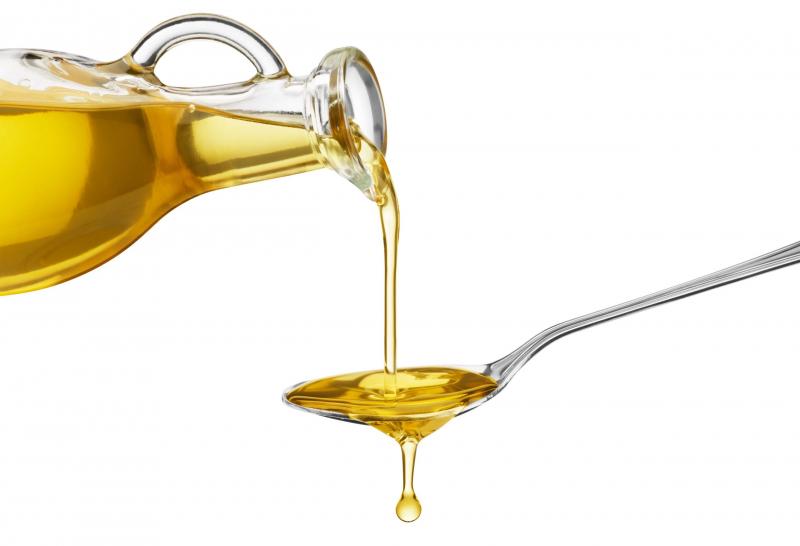 Dầu ăn sẽ giúp cháo không bị trào ra nồi