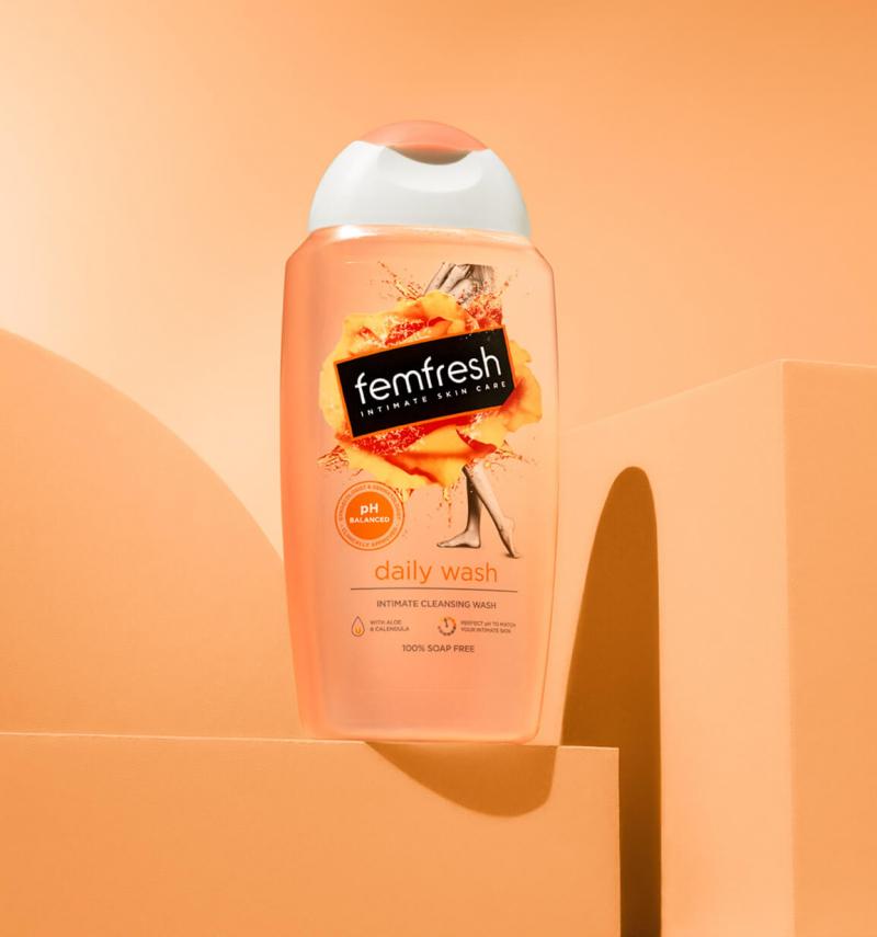 Dung dịch vệ sinh Femfresh Daily Intimate Wash