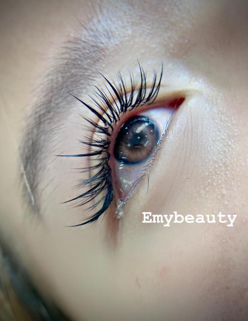 Emy Eyelash