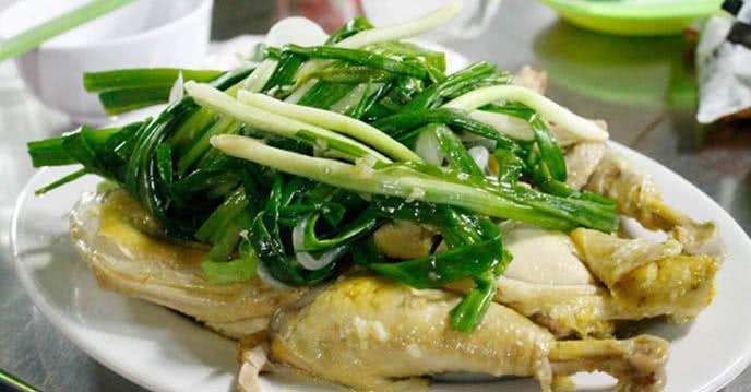 Gà hấp hành