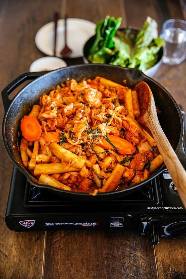 Gà xào bắp cải phô mai cay