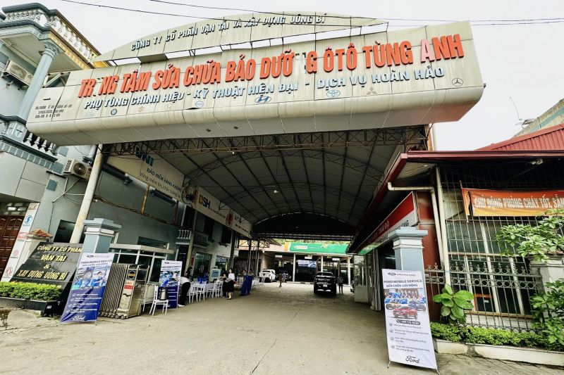 Gara ô tô Tùng Anh