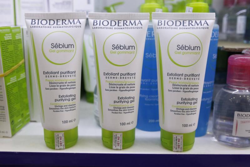 Gel tẩy tế bào chết Bio-essence Bioderma Sebium Gel Gommant
