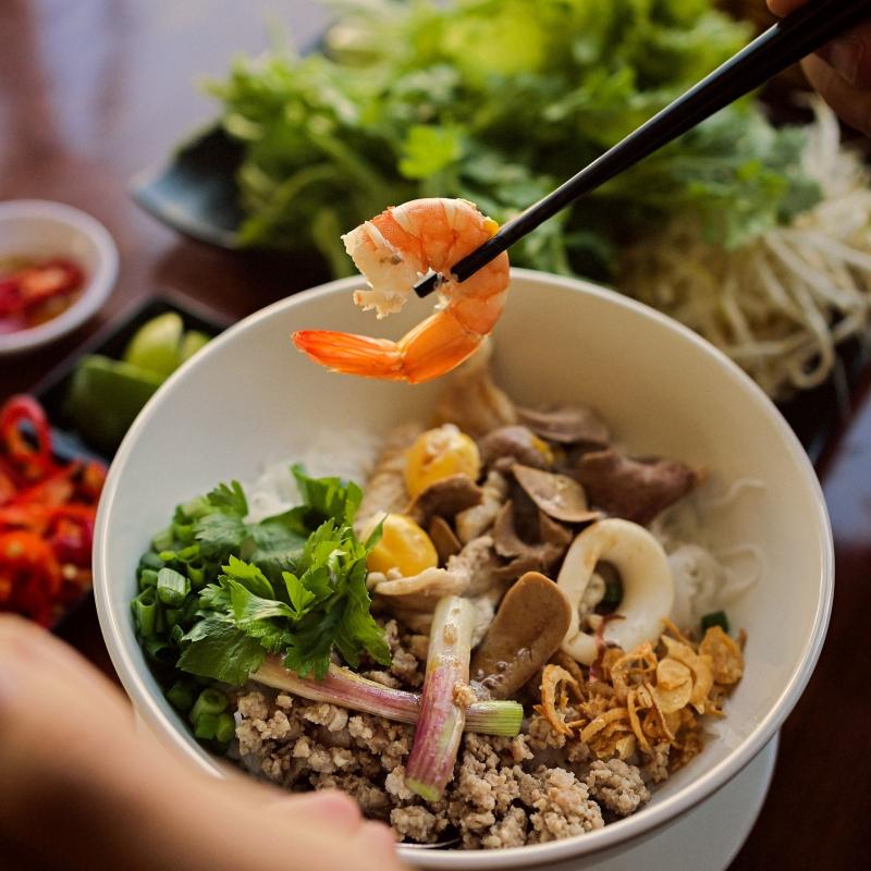 Ghiền Ăn - Hủ Tiếu Mực, Nam Vang