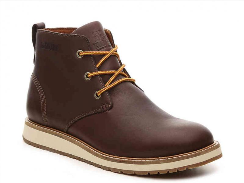 Giày Chukka boots được làm bằng da cao cấp