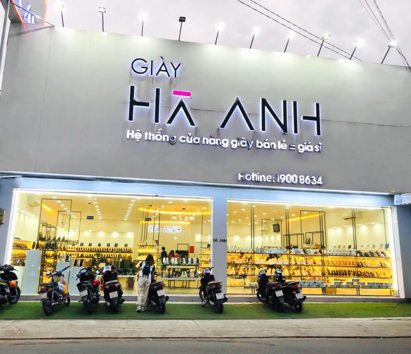 Giày Hà Anh