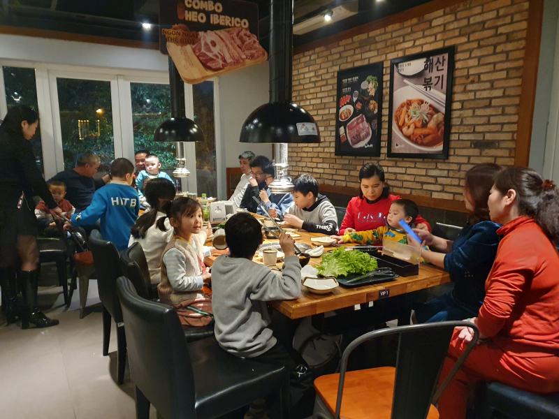 Gogi House