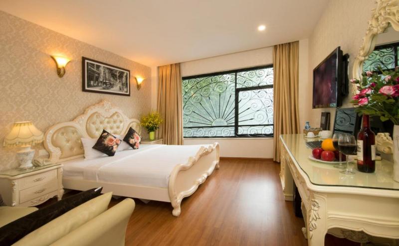 Golden Star Hotel