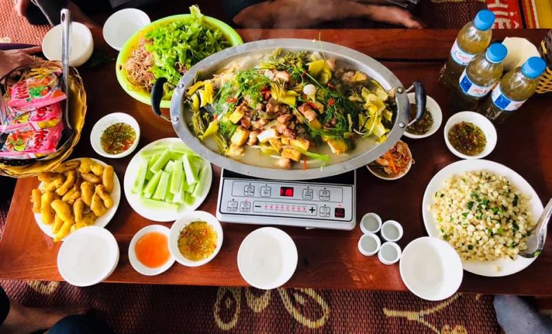 Lẩu cá chép om dưa thơm lừng nhà Gụi