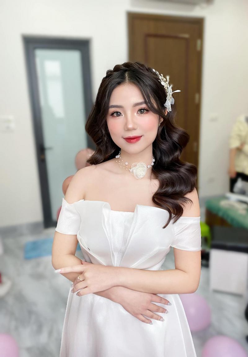 Hà Hoàng Diệp make Up