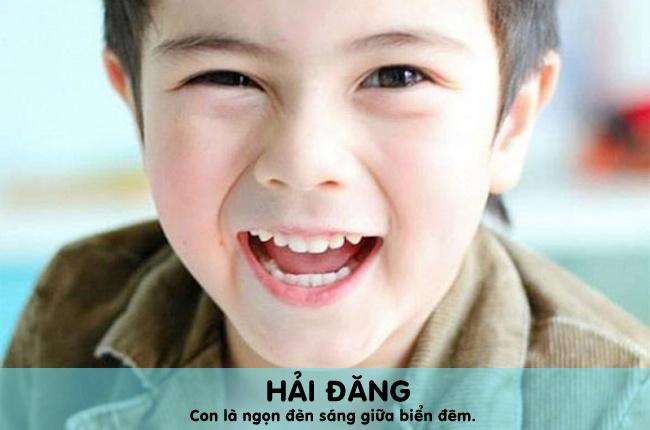 Hải Đăng - Con là ngọn đèn sáng giữa trời đêm