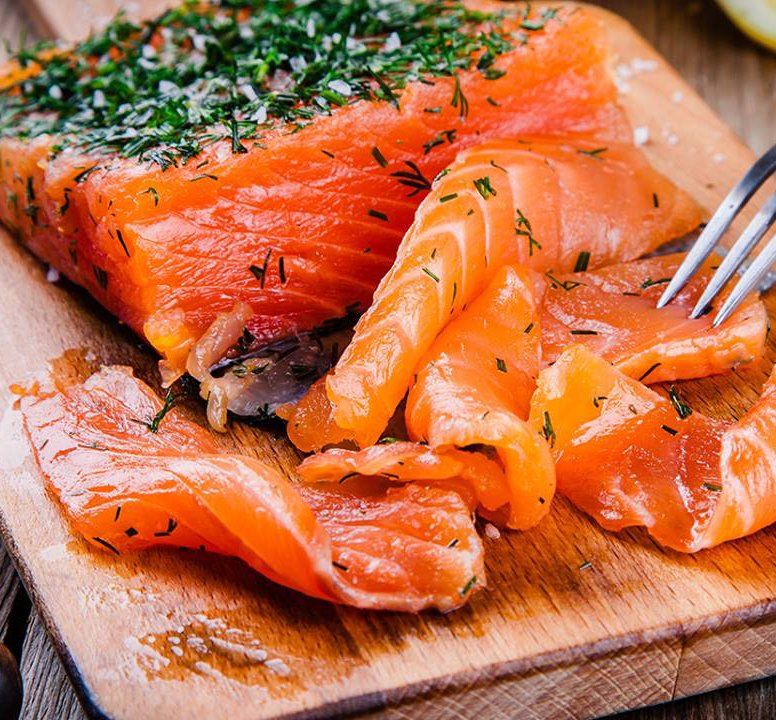Hải sản hun khói không tốt cho mẹ bầu