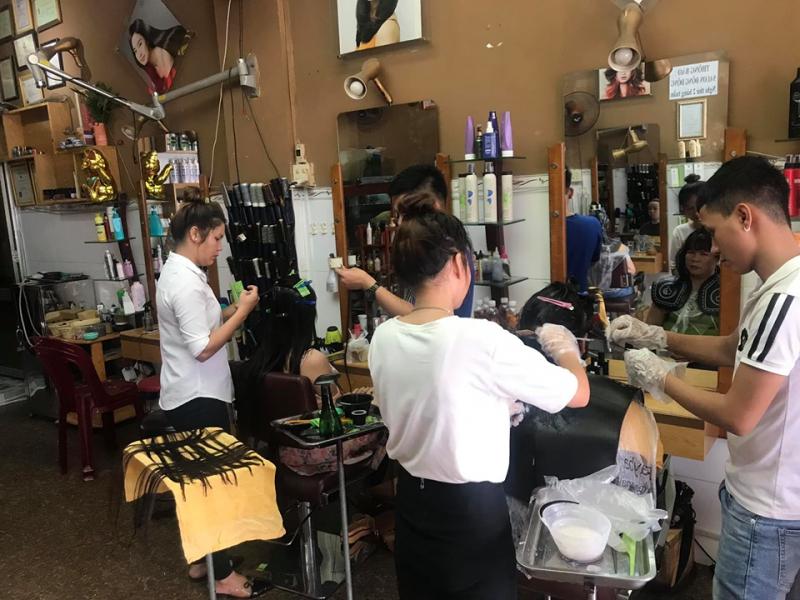 Hair salon Đông Đông